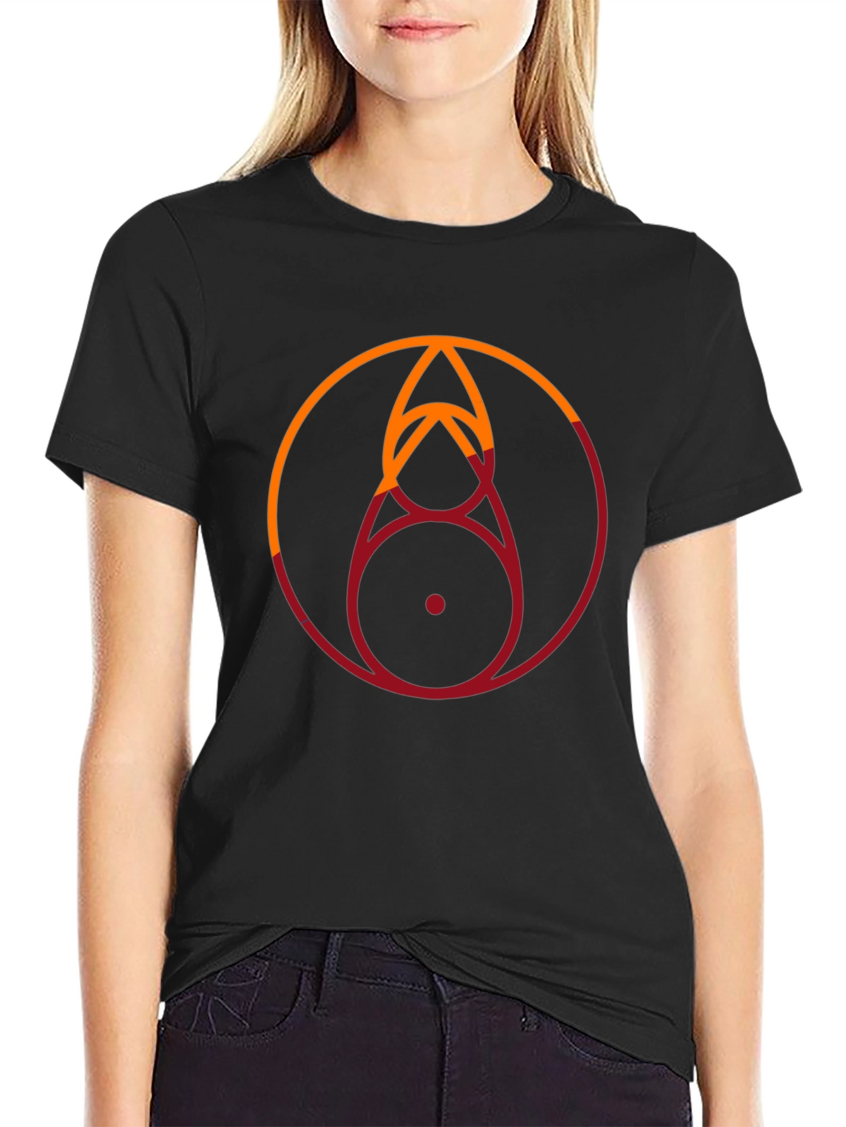 Geometric Circle Graphic Tee - Stylish Modern Design