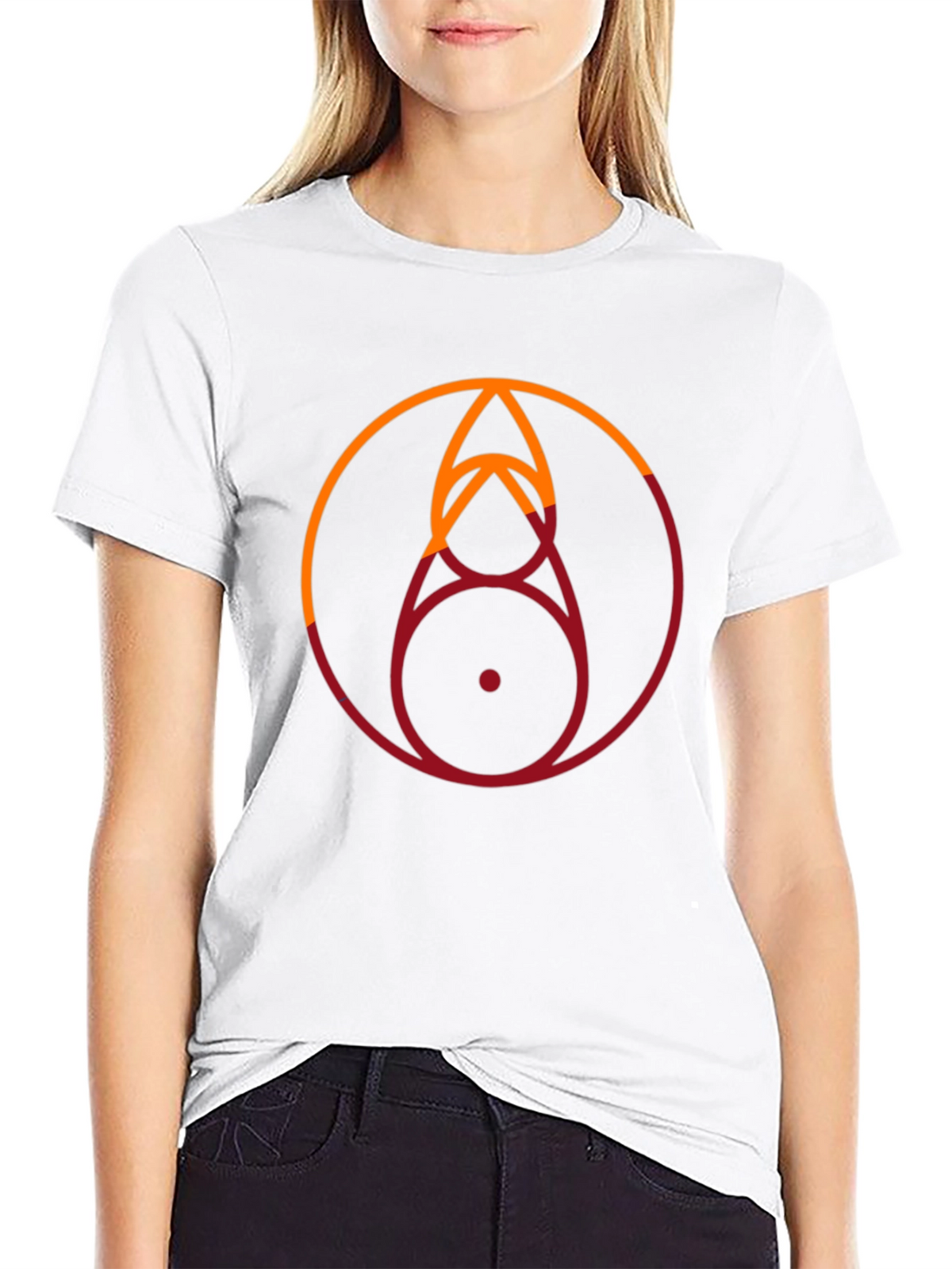 Geometric Circle Graphic Tee - Stylish Modern Design