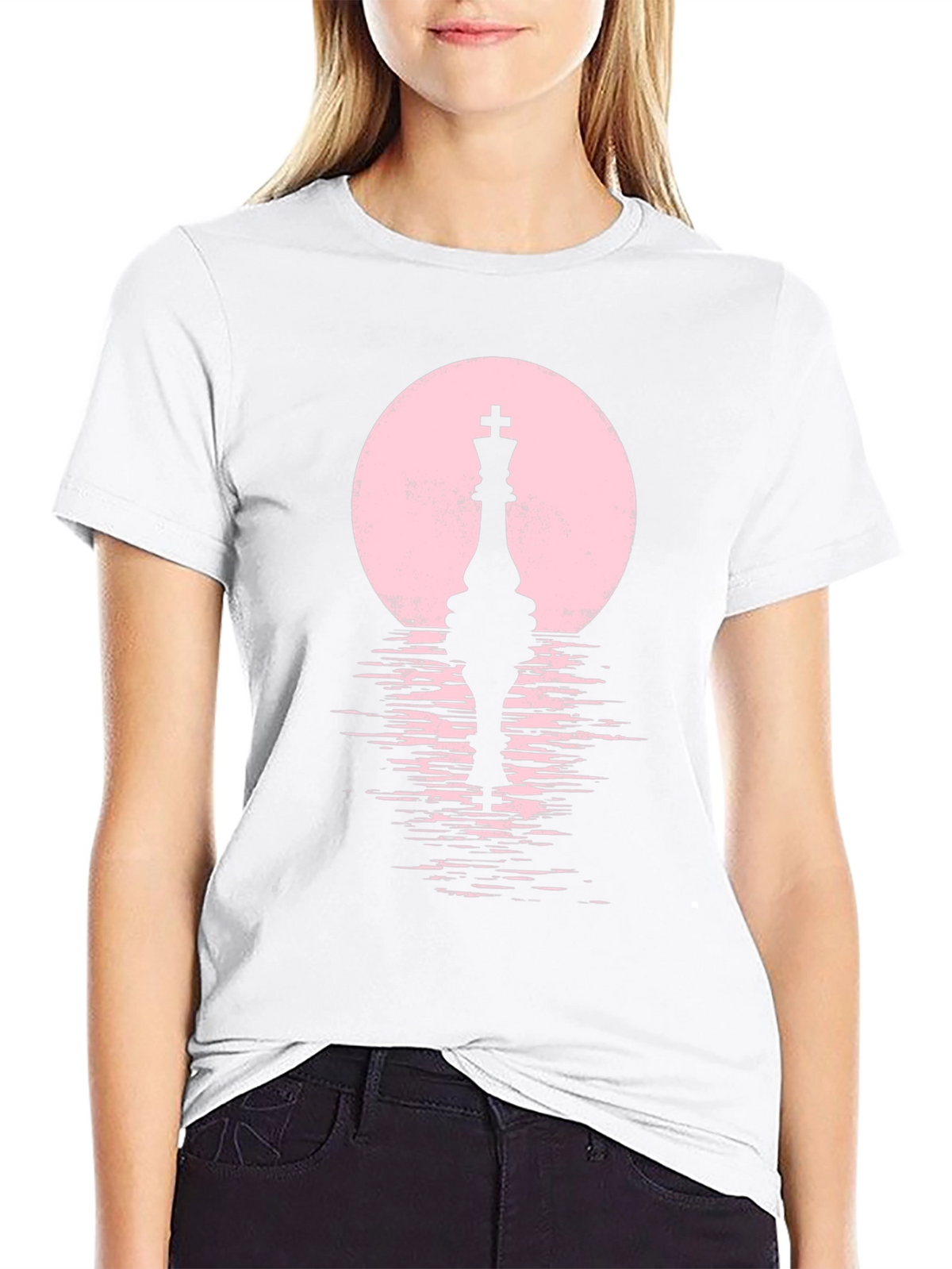 Chess King Graphic Tee - Stylish Black T-Shirt