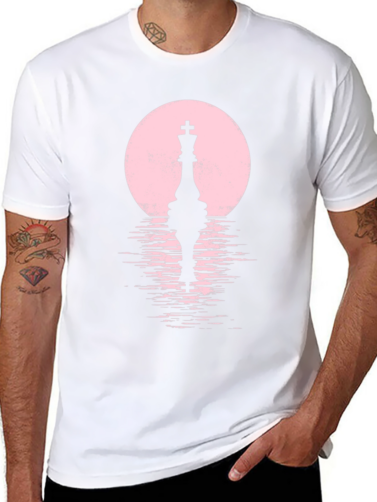 Chess King Graphic Tee - Stylish Black T-Shirt