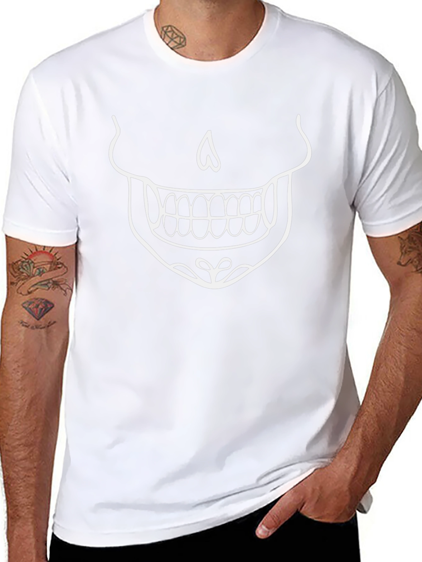 Skull Grin Graphic Tee - Stylish Halloween Shirt